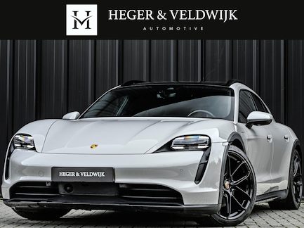 Porsche Taycan Cross Turismo 0