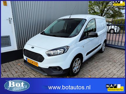 Ford Transit Courier 0
