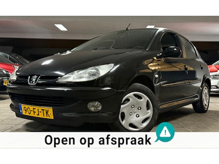Peugeot 206 0