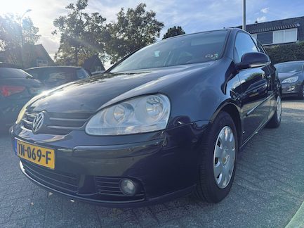 Volkswagen Golf 0