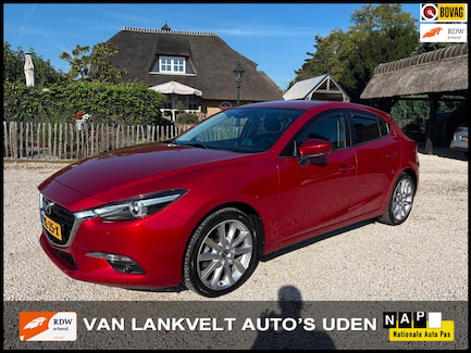 Mazda 3 0