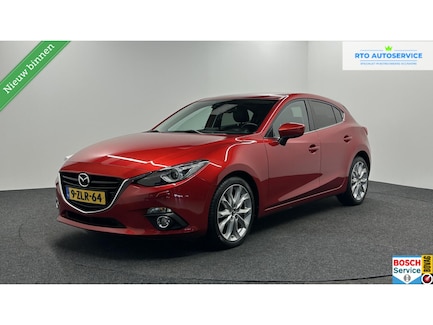 Mazda 3 0