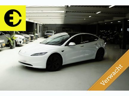 Tesla Model 3 0