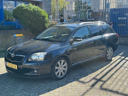 Toyota Avensis 0