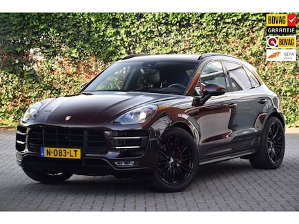 Porsche Macan 0