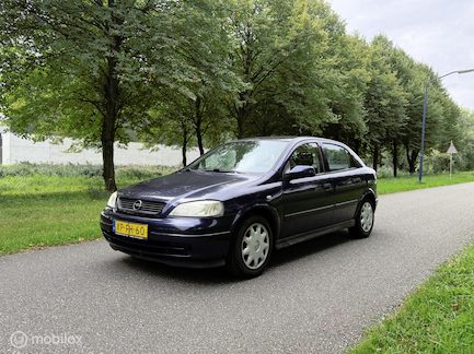 Opel Astra 0