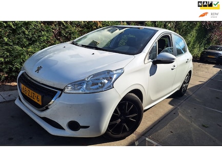 Peugeot 208 0