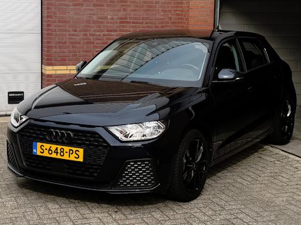 Audi A1 0