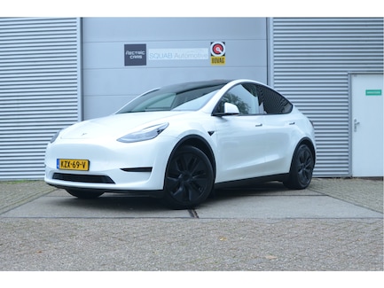 Tesla Model Y 0