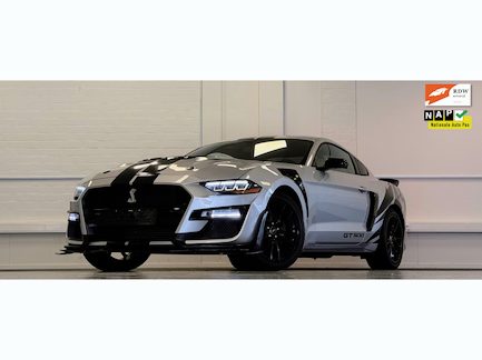 Ford Mustang 0