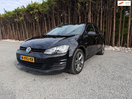 Volkswagen Golf 0