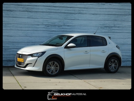 Peugeot e-208 0