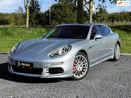 Porsche Panamera 0