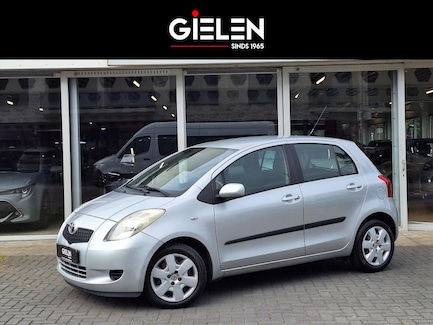 Toyota Yaris 0