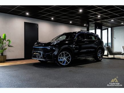 Lynk & Co 01 0