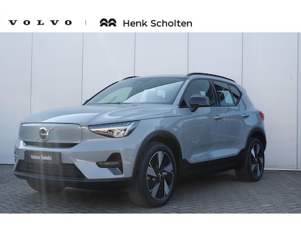 Volvo EX40 0