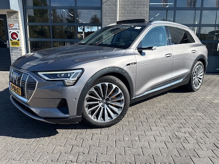 Audi E-tron 0