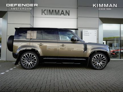 Land Rover Defender 0