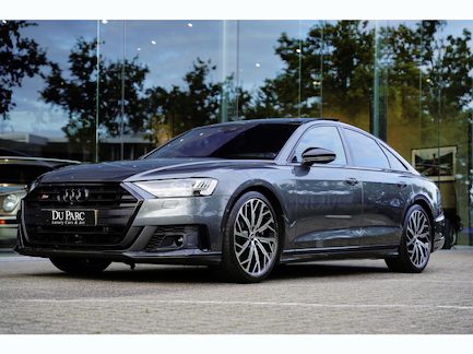 Audi S8 0