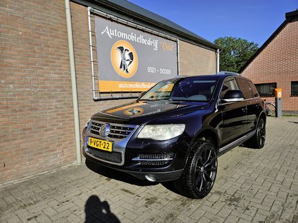 Volkswagen Touareg 0