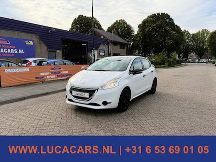 Peugeot 208 0