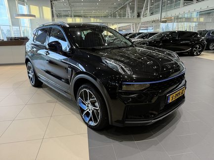 Lynk & Co 01 0