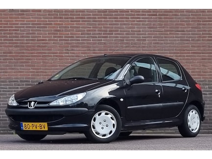 Peugeot 206 0