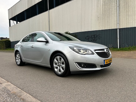 Opel Insignia 0
