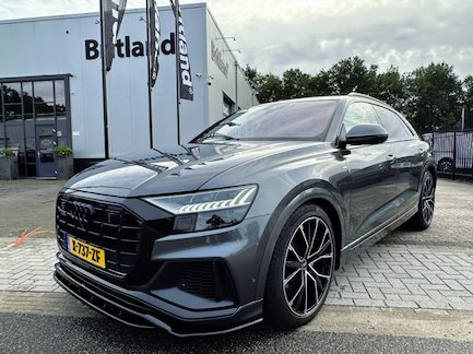 Audi Q8 0