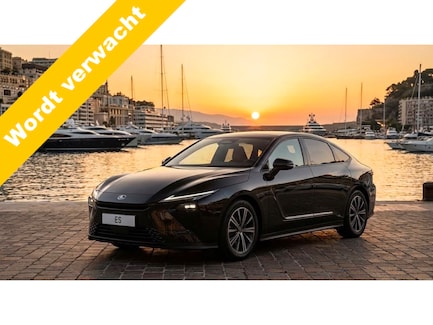 Lexus ES 0