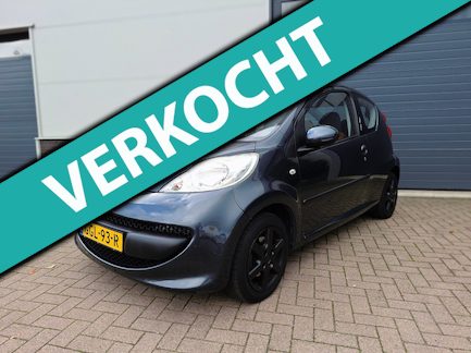 Peugeot 107 0
