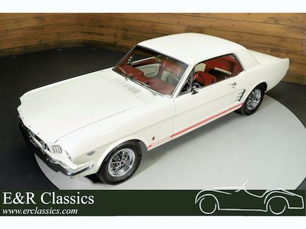 Ford Mustang 0