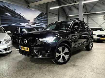 Volvo XC40 0