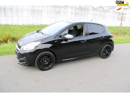 Peugeot 208 0
