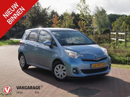 Toyota Verso-S 0