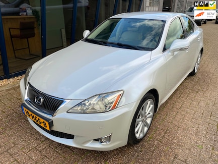 Lexus IS 0