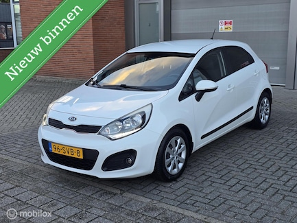 Kia Rio 0