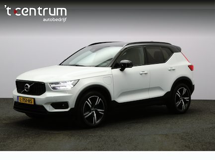 Volvo XC40 0