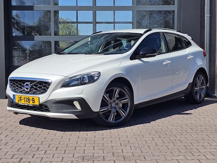 Volvo V40 Cross Country 0