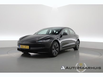 Tesla Model 3 0