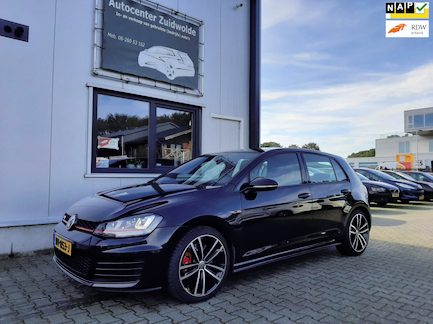 Volkswagen Golf 0