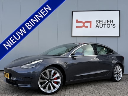 Tesla Model 3 0