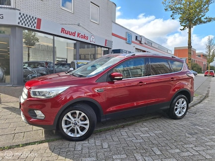 Ford Kuga 0