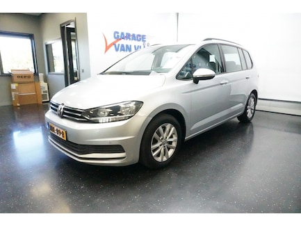 Volkswagen Touran 0
