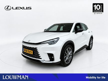 Lexus LBX 0