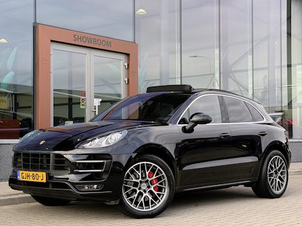 Porsche Macan 0