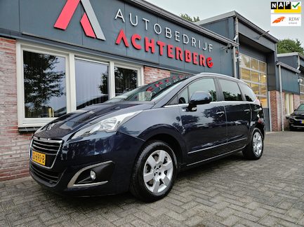 Peugeot 5008 0