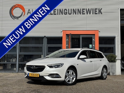 Opel Insignia 0