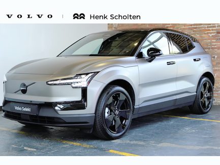 Volvo EX30 0