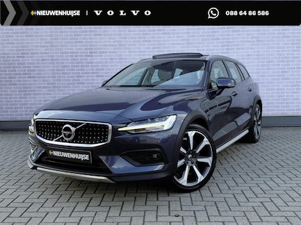Volvo V60 Cross Country 0